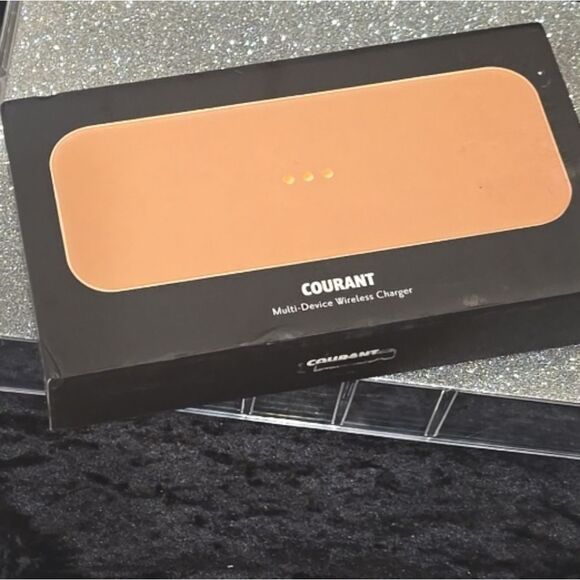 Courant - Catch:2 Essentials Wireless Charging Pad - Camel